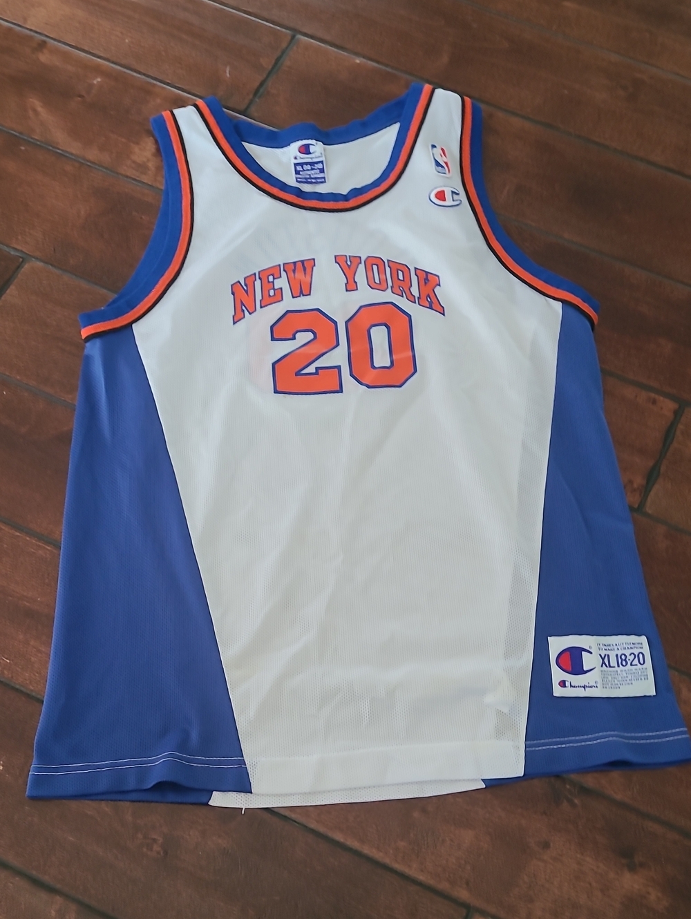 New York Knicks Allen Houston #20 White/Blue Basketball Jersey Boys Sz 18-20 XL